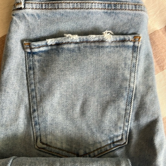AGOLDE
Toni Daylight Mid-rise Straight Jeans Light Wash Size 26 Color Daylight - Picture 12 of 17